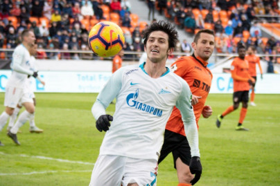 Российская Премьер-Лига 2018/19, 18-й тур, «Урал» — «Зенит»