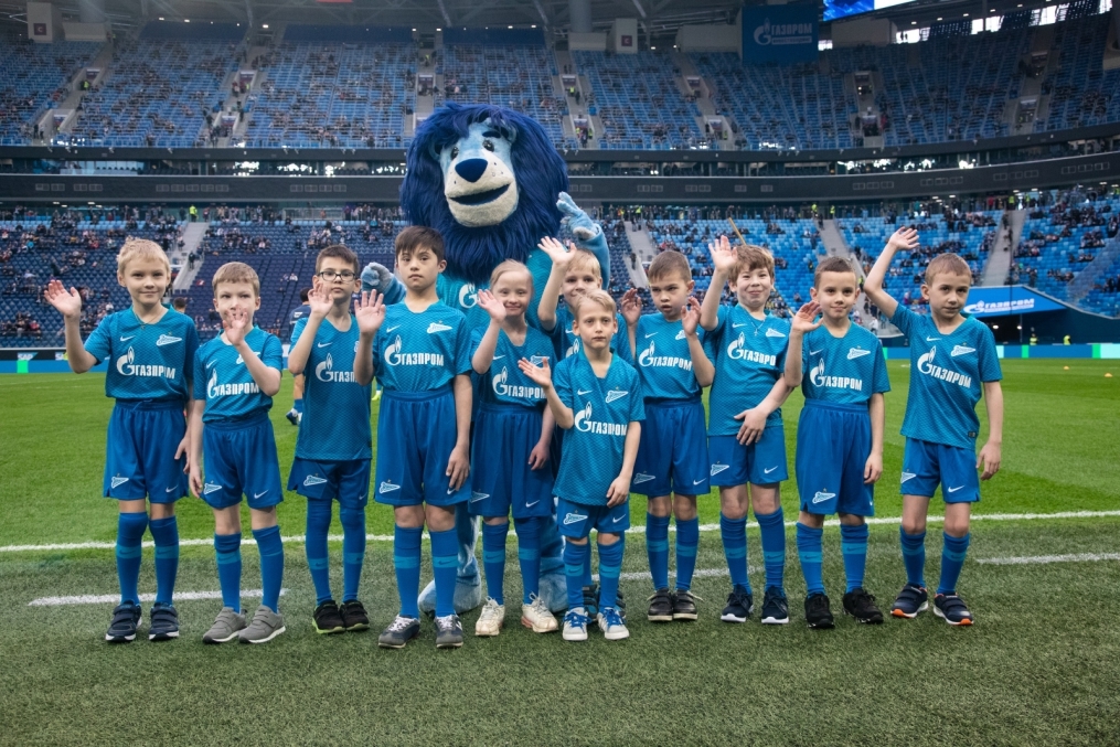 Группа поддержки «Зенит Фан» на матче «Зенит» — «Уфа»