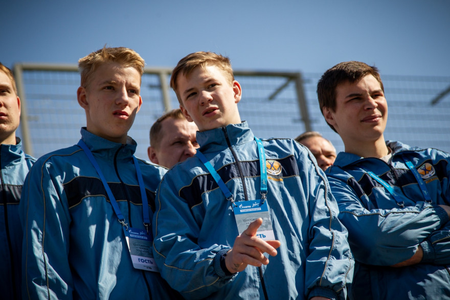 Воспитанники Санкт-Петербургского СУВУ побывали в «Газпром» — тренировочный центре