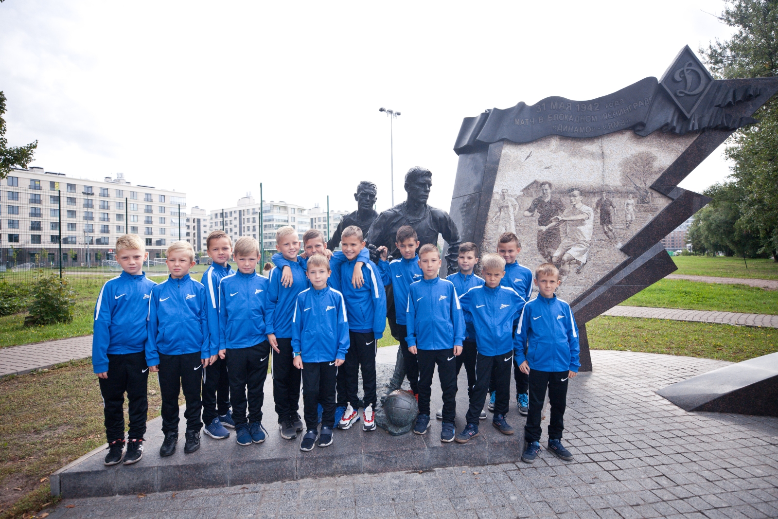 Команда сестрорецкого филиала Академии «Зенита» участвует в акции «День Памяти» в день начала блокады Ленинграда