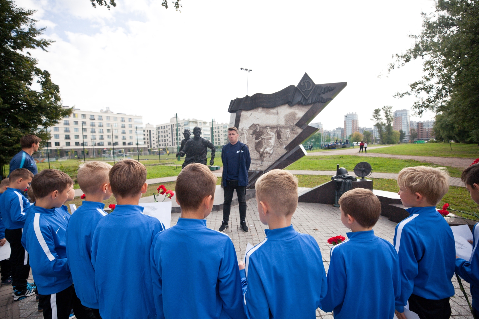 Команда сестрорецкого филиала Академии «Зенита» участвует в акции «День Памяти» в день начала блокады Ленинграда
