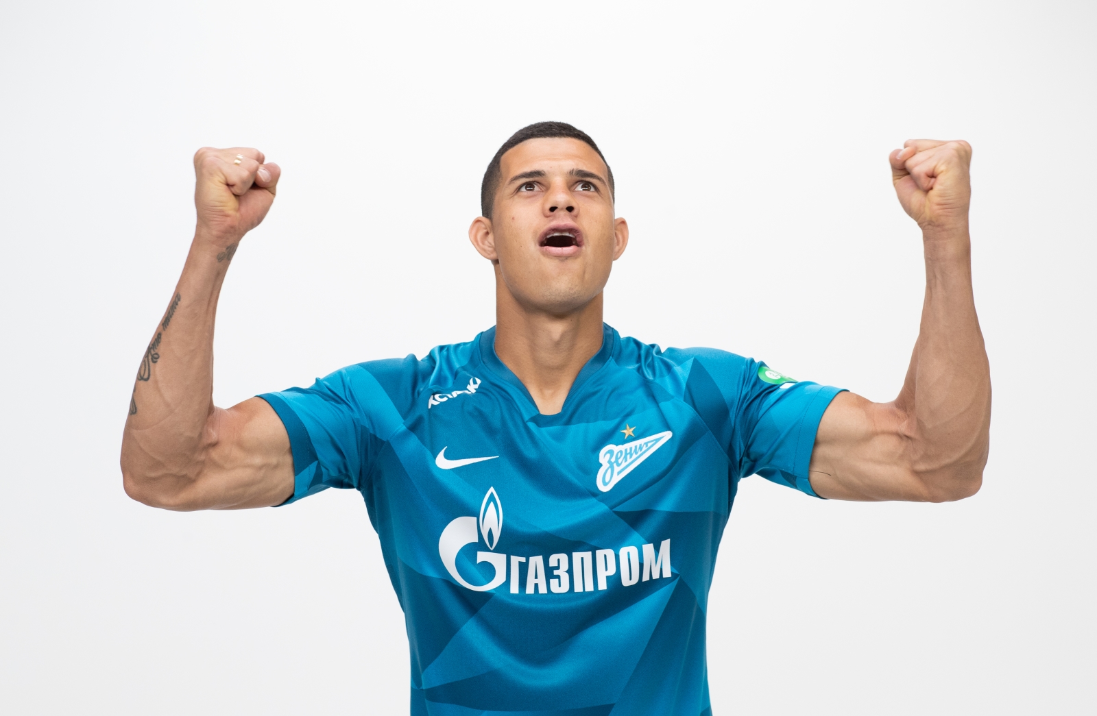 Фотосессия футболистов и тренеров основного состава ФК «Зенит» сезона 2019/20