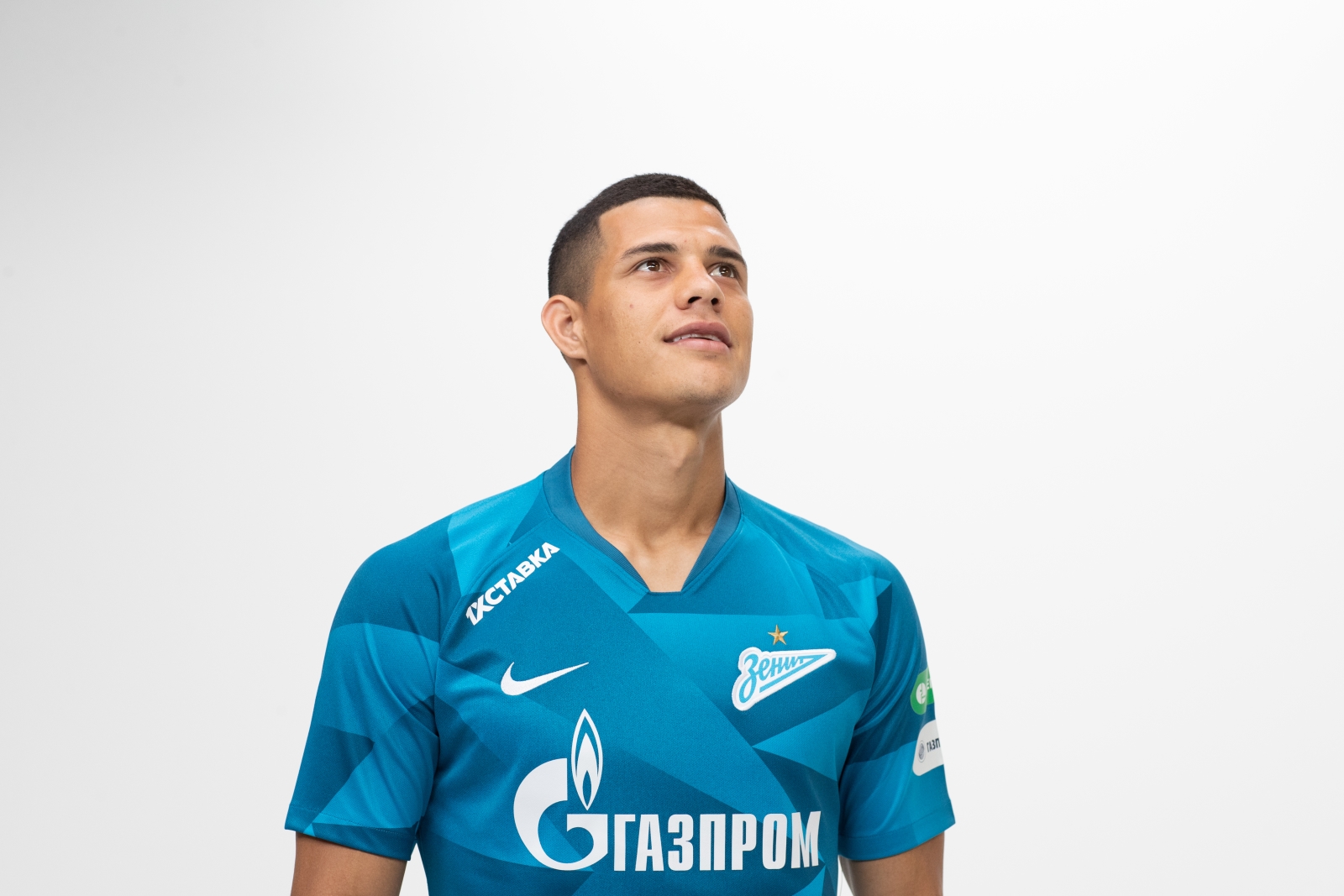 Фотосессия футболистов и тренеров основного состава ФК «Зенит» сезона 2019/20