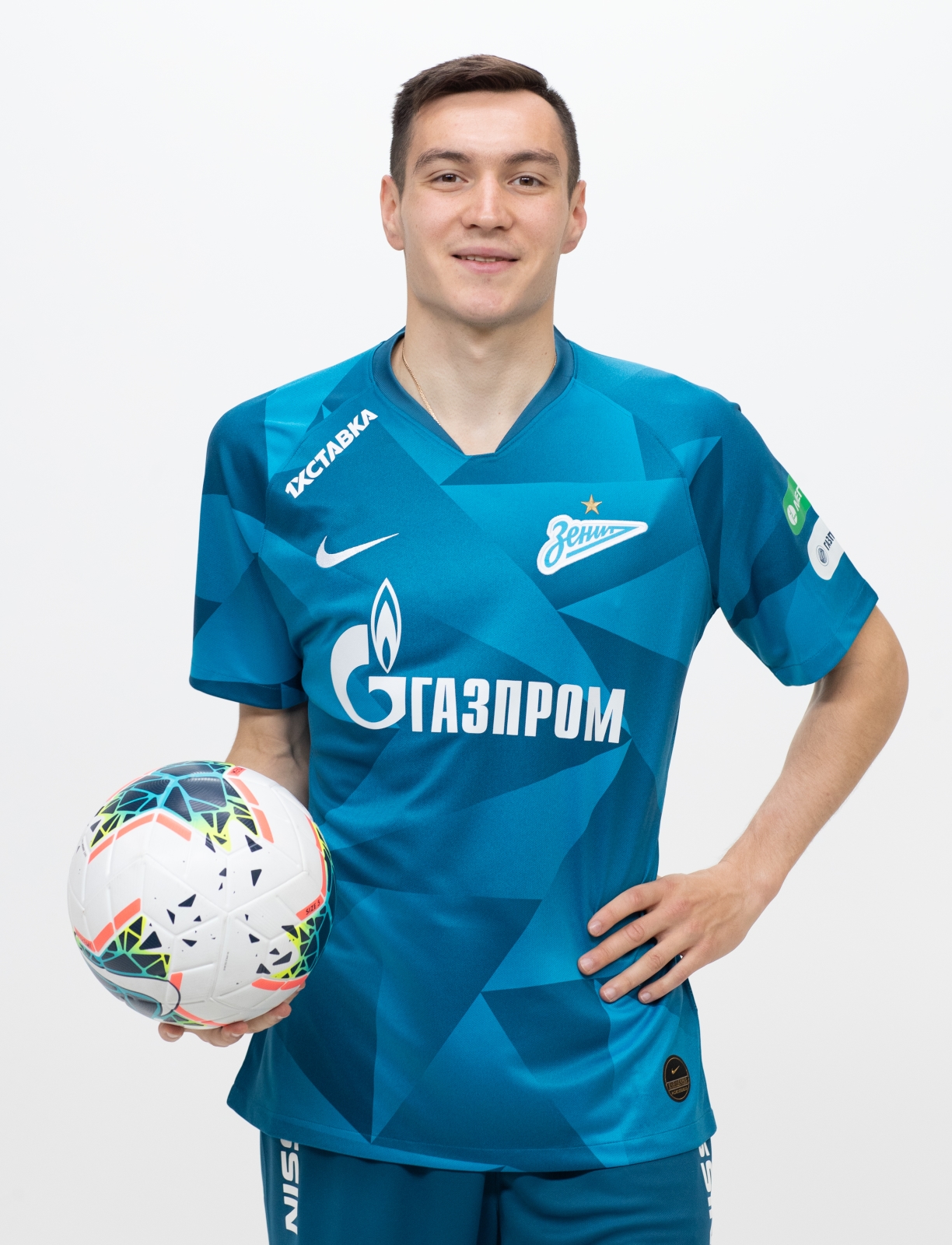 Фотосессия футболистов и тренеров основного состава ФК «Зенит» сезона 2019/20