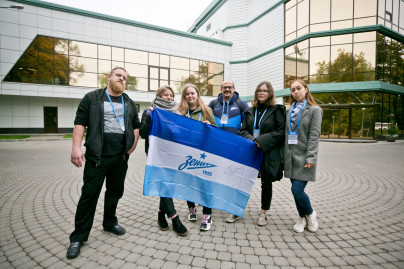 Покупатели фанпаков ФК «Зенит» посещают «Газпром» — тренировочный центр
