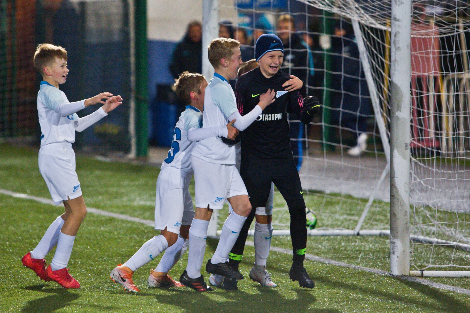 «Золотой матч» первенства Санкт-Петербурга двух команд Академии ФК «Зенит» U-10