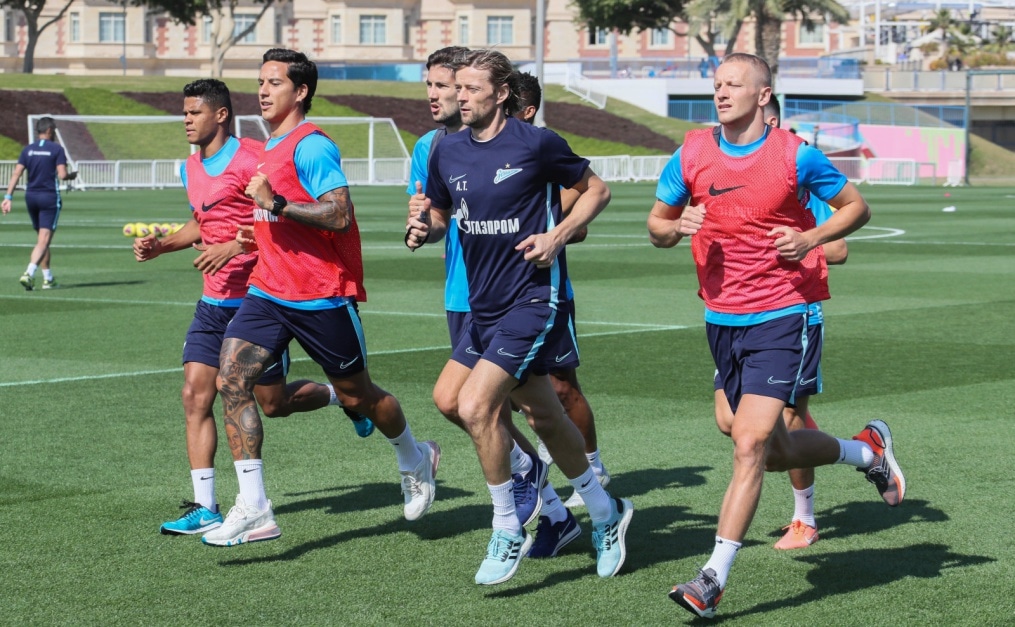 «Газпром»-тренировочные сборы в Катаре: 18 января, утренняя тренировка