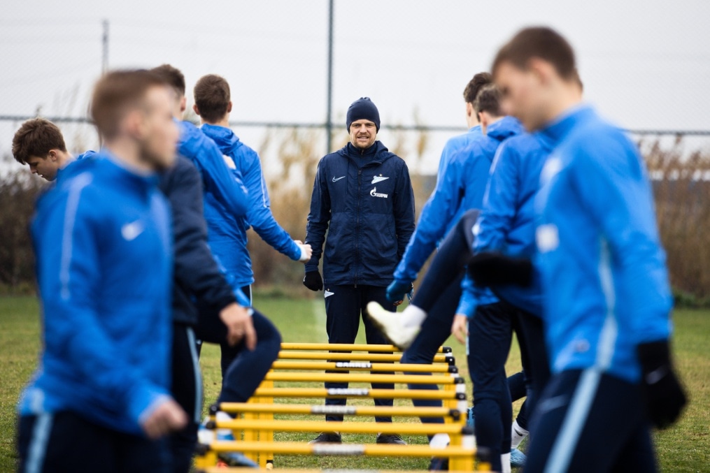 Второй зимний сбор «Зенита»-м в Турции: 12 февраля, вечерняя тренировка