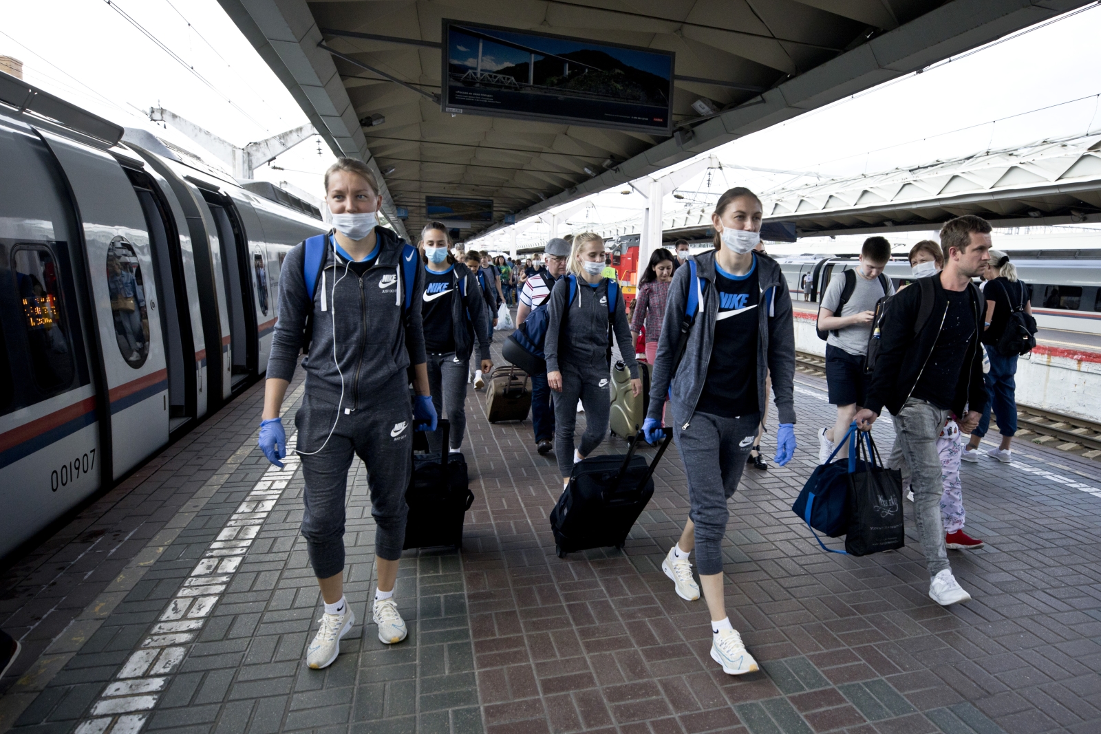 Поездка женской команды на матч «Рязань-ВДВ» — «Зенит»