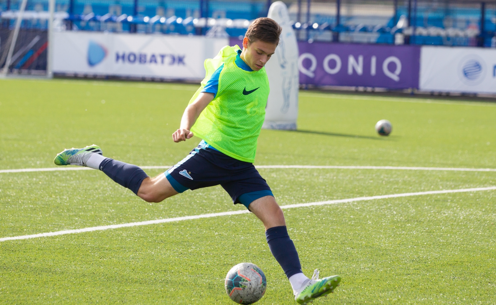 Андрей Аршавин принял участие в тренировке команды «Газпром»-Академии U-17