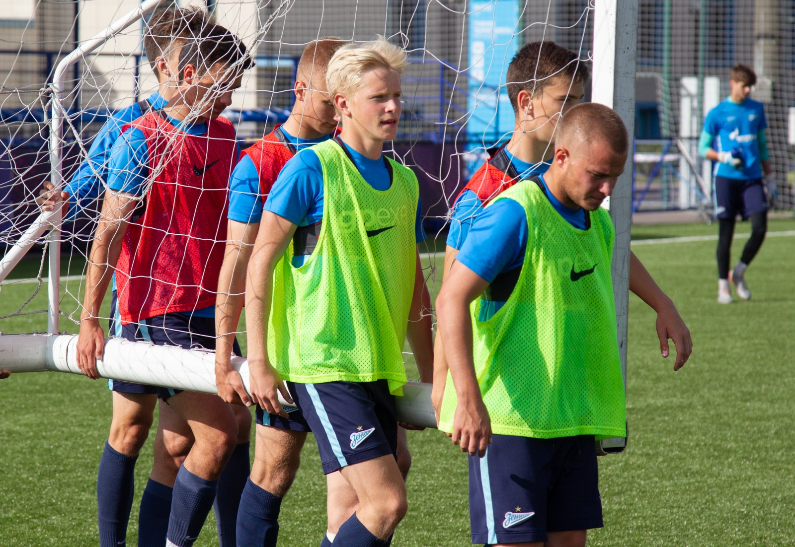 Андрей Аршавин принял участие в тренировке команды «Газпром»-Академии U-17