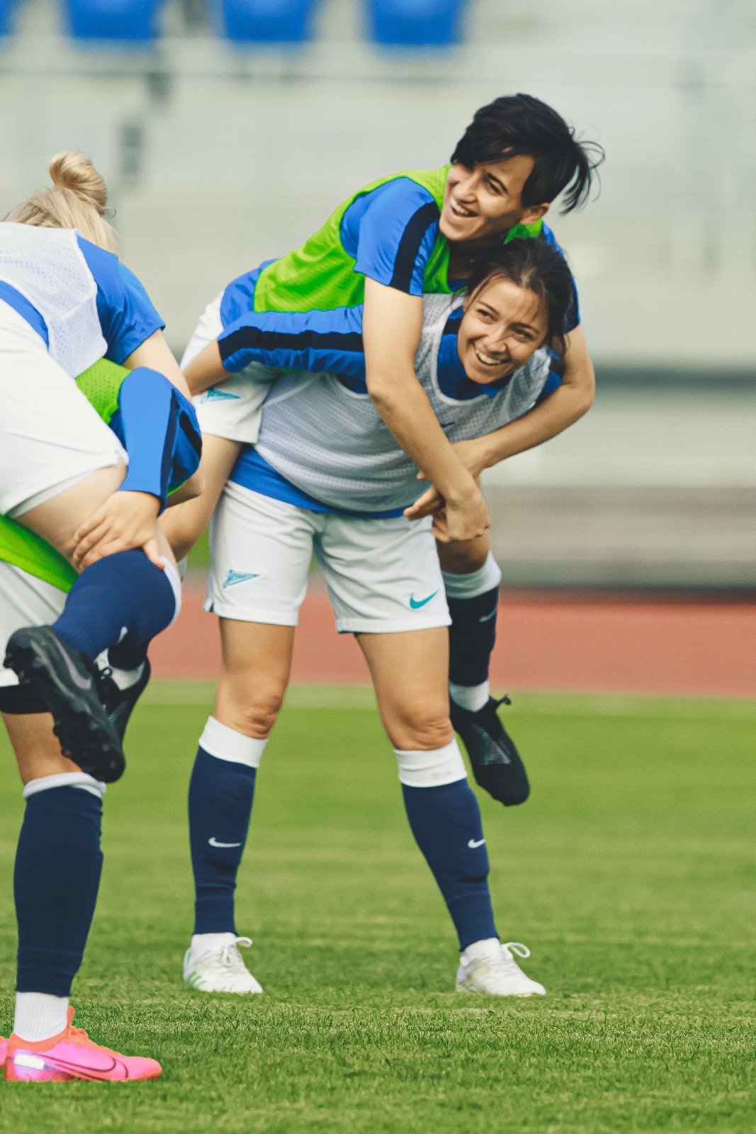 Тренировка женской команды в Красноярске