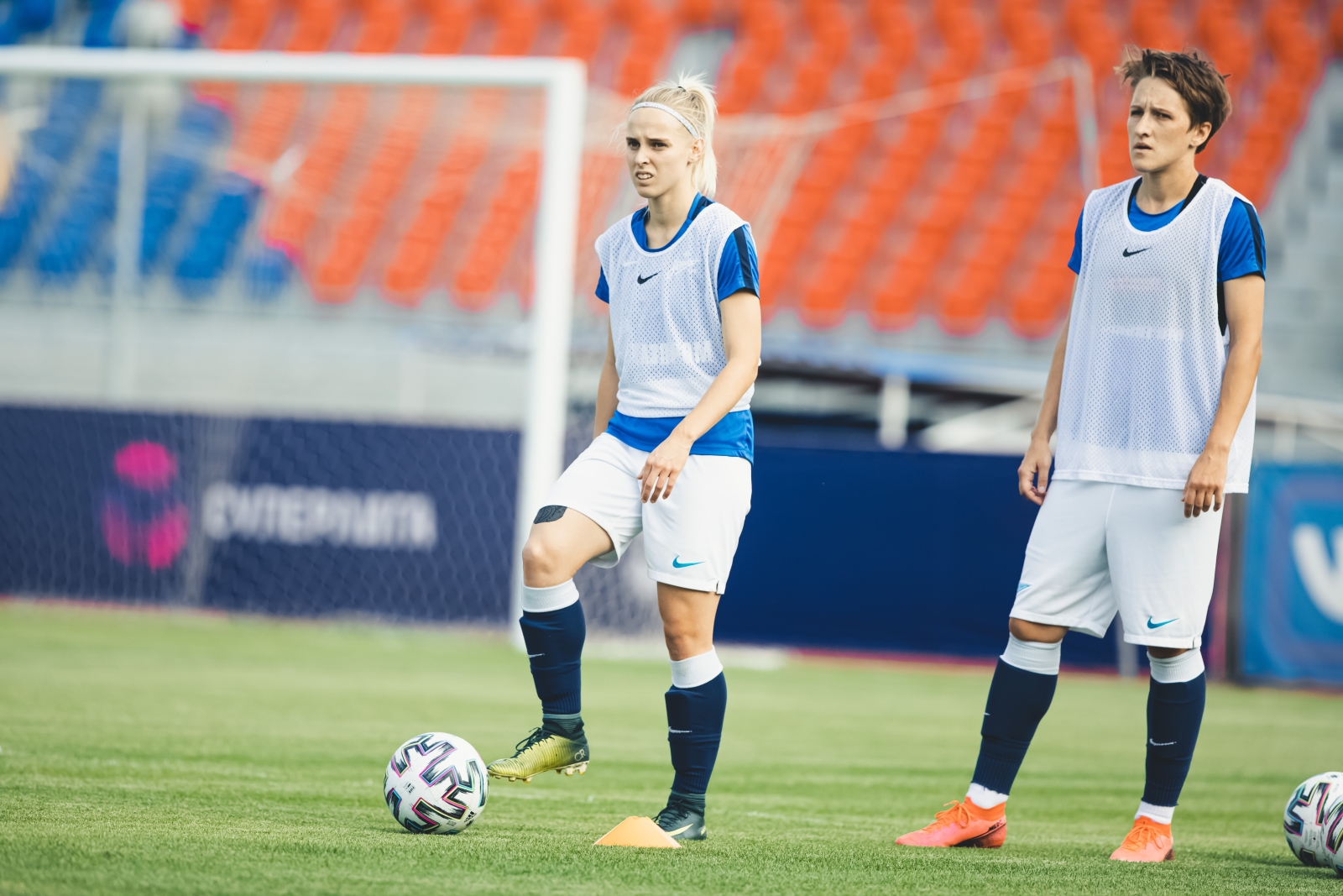 Тренировка женской команды в Красноярске