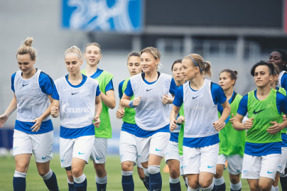 Тренировка женской команды в Красноярске