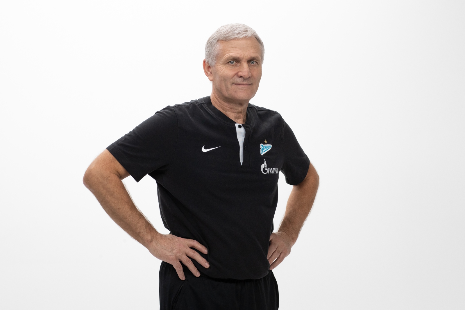 Фотосессия футболистов и тренеров основного состава ФК «Зенит» сезона 2020/21