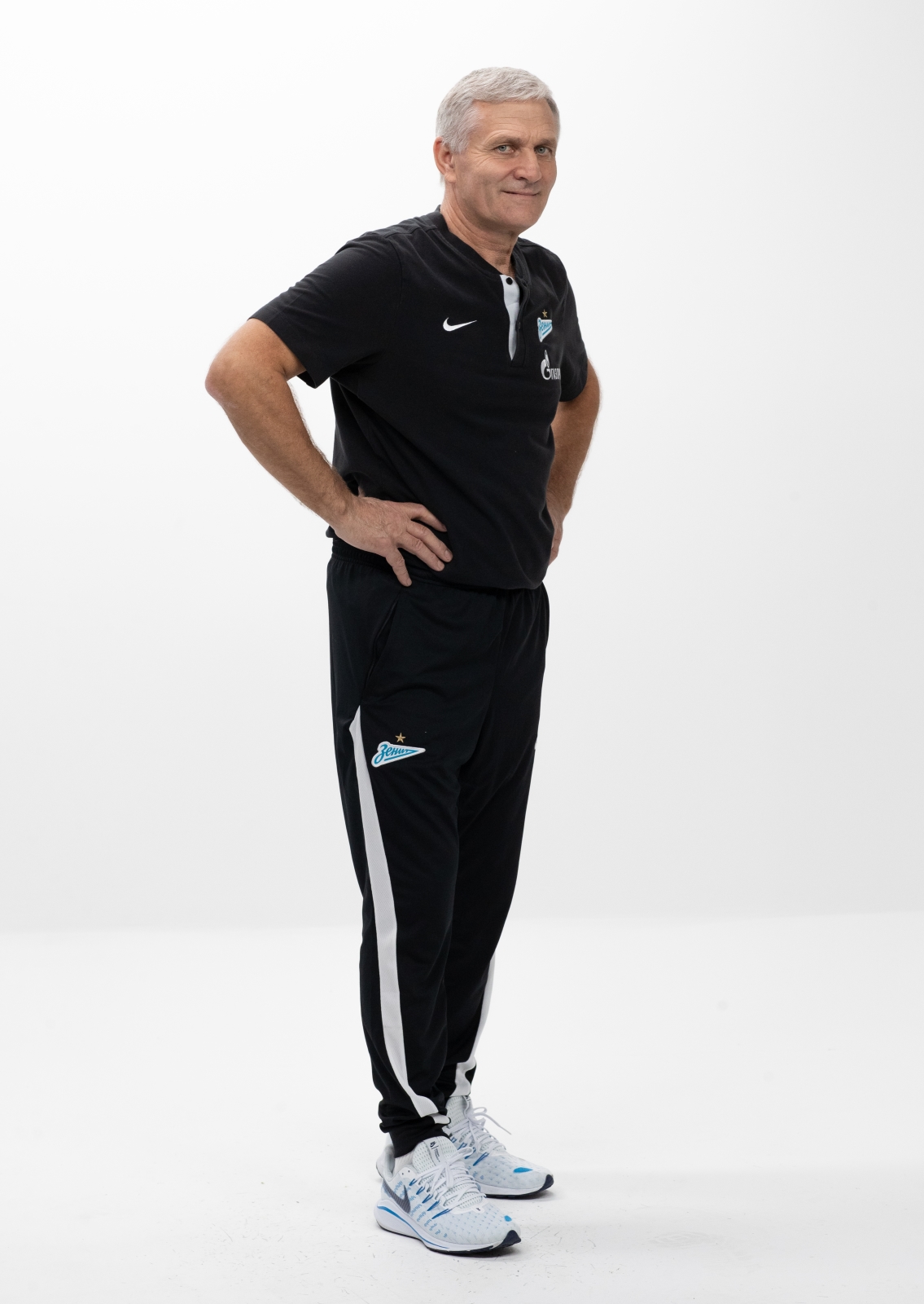 Фотосессия футболистов и тренеров основного состава ФК «Зенит» сезона 2020/21