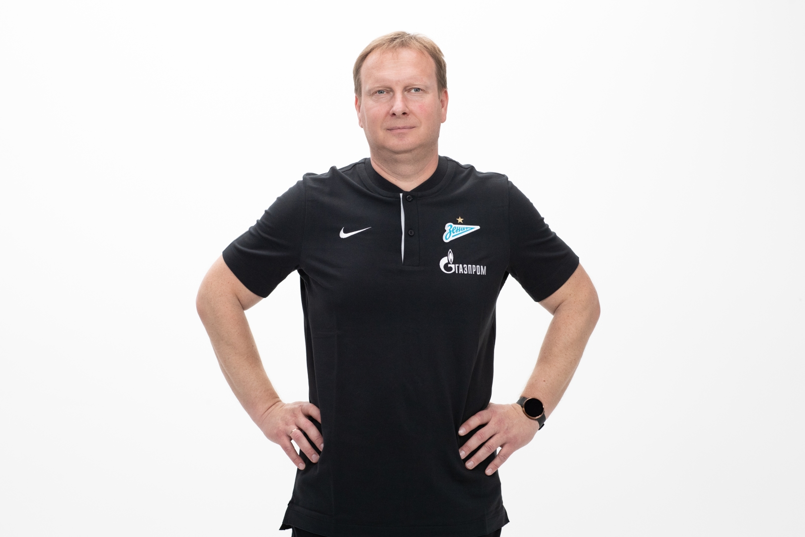 Фотосессия футболистов и тренеров основного состава ФК «Зенит» сезона 2020/21