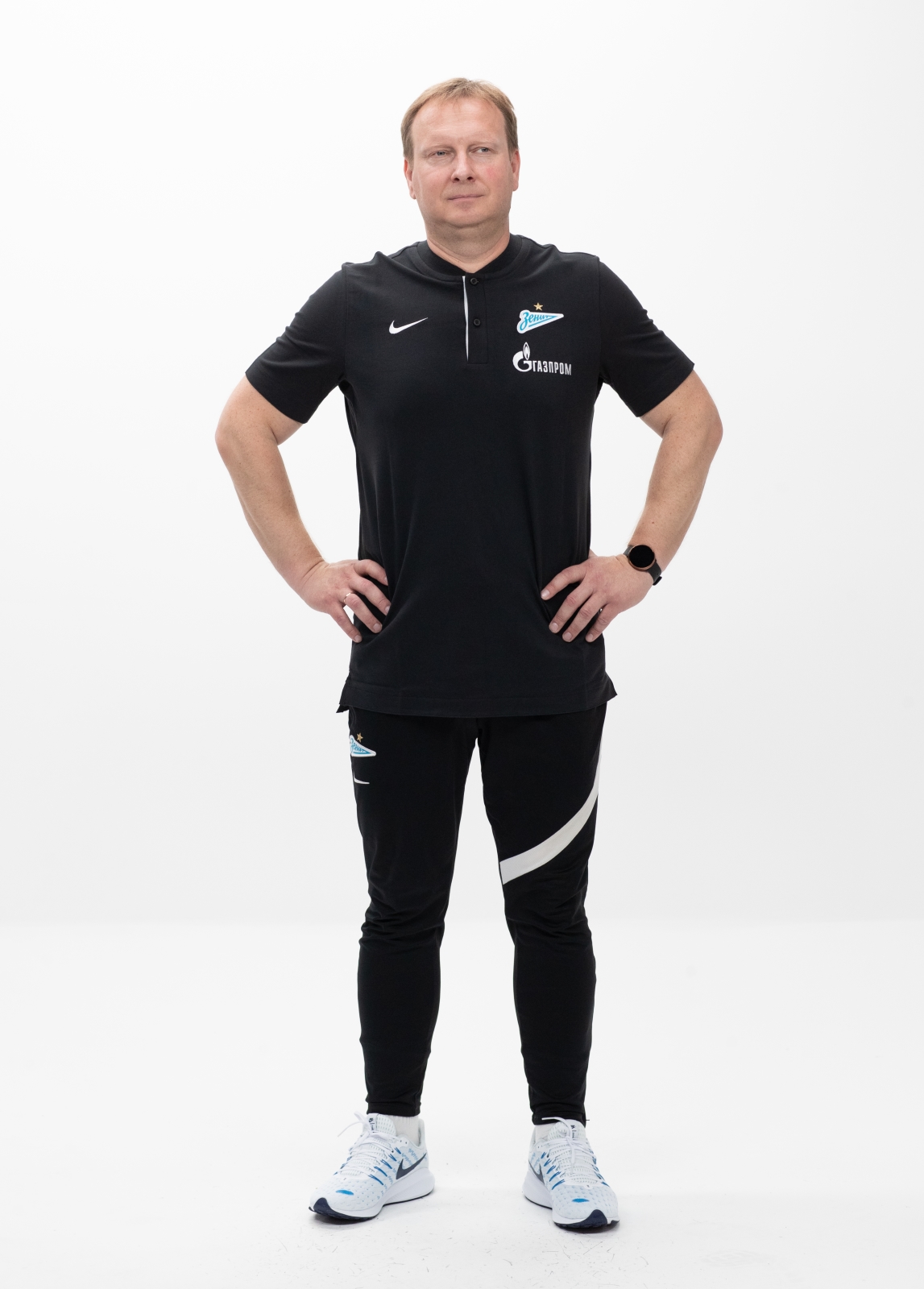 Фотосессия футболистов и тренеров основного состава ФК «Зенит» сезона 2020/21