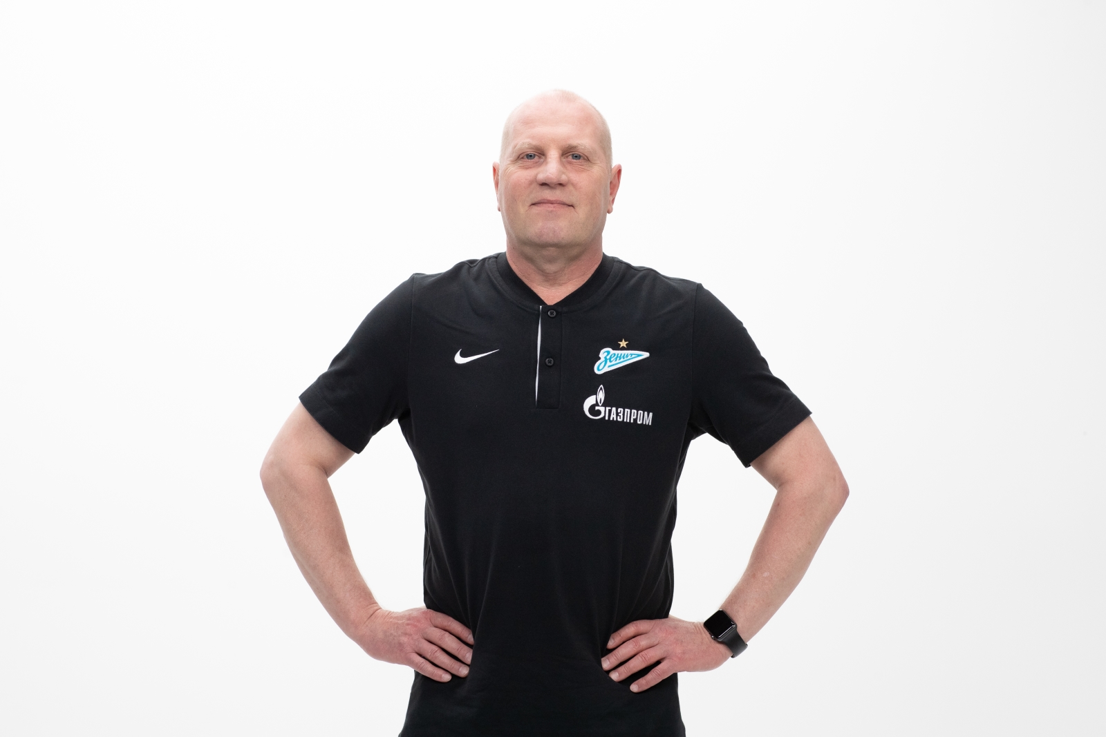 Фотосессия футболистов и тренеров основного состава ФК «Зенит» сезона 2020/21