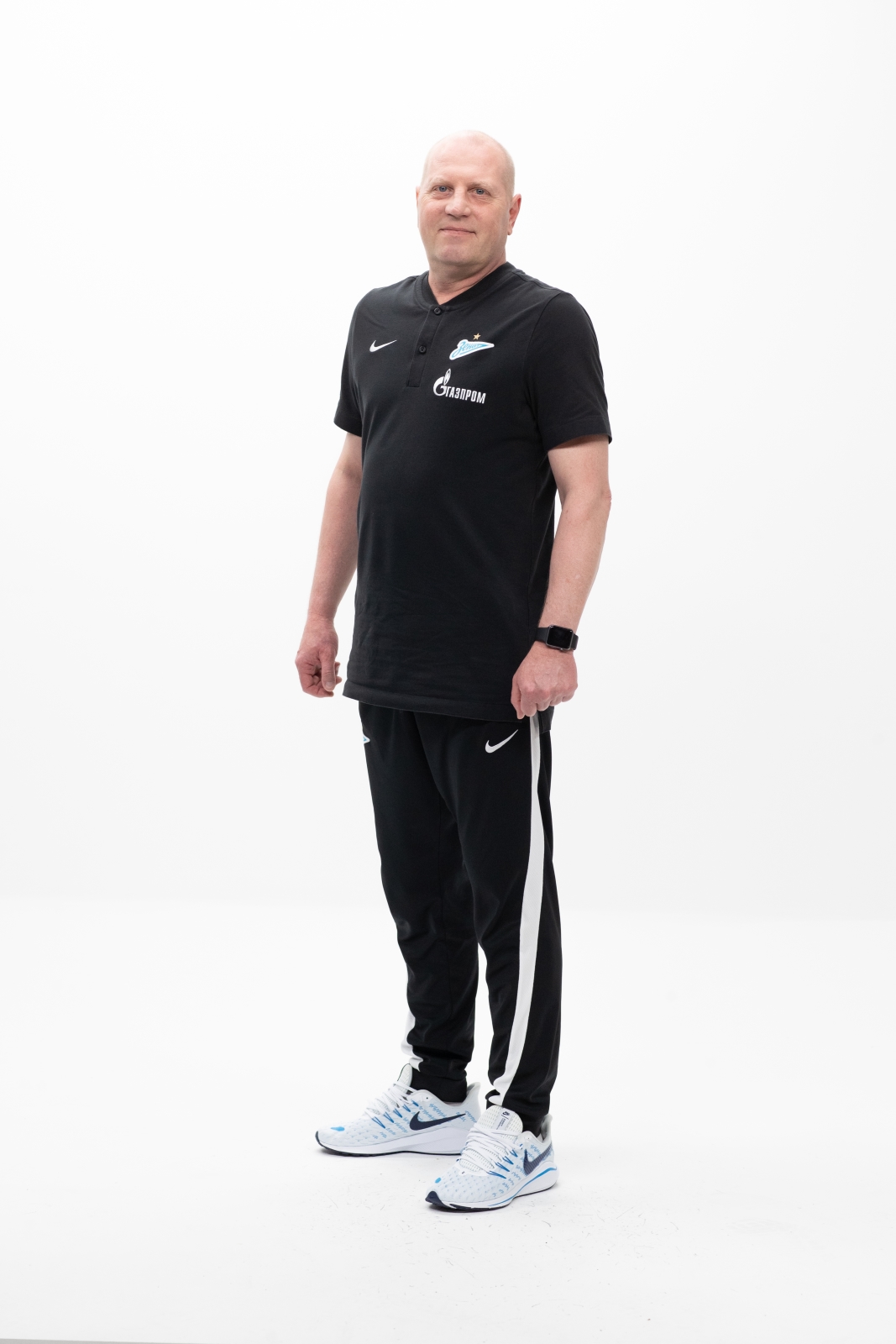 Фотосессия футболистов и тренеров основного состава ФК «Зенит» сезона 2020/21