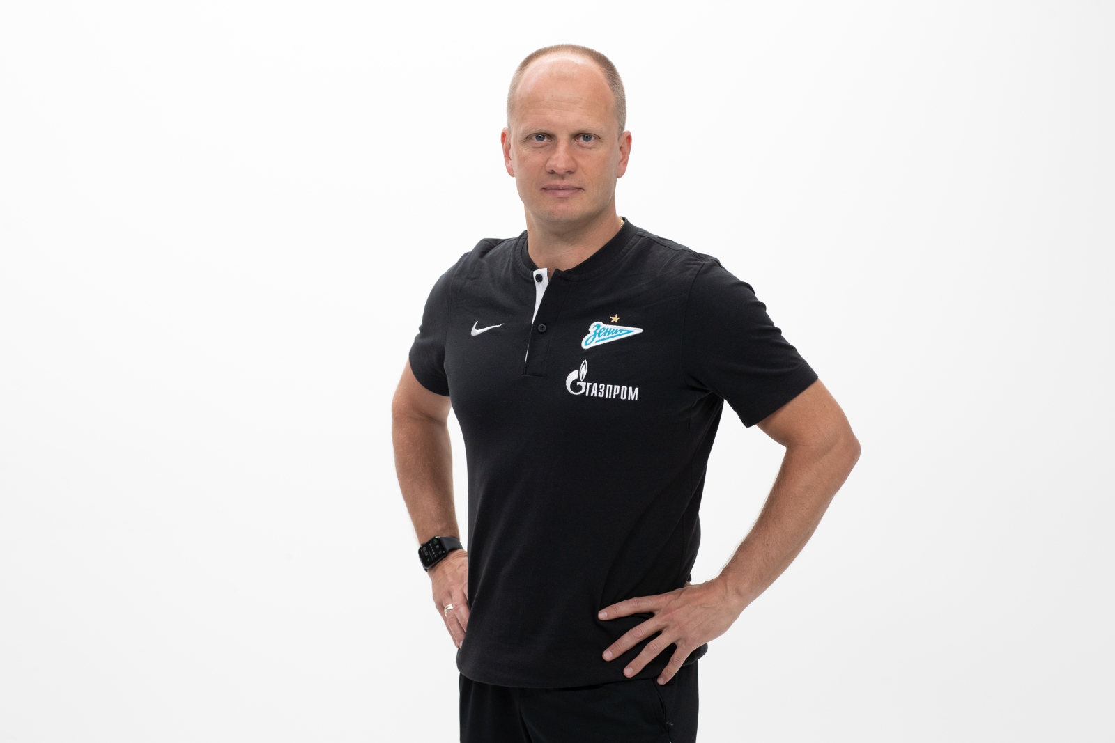 Фотосессия футболистов и тренеров основного состава ФК «Зенит» сезона 2020/21