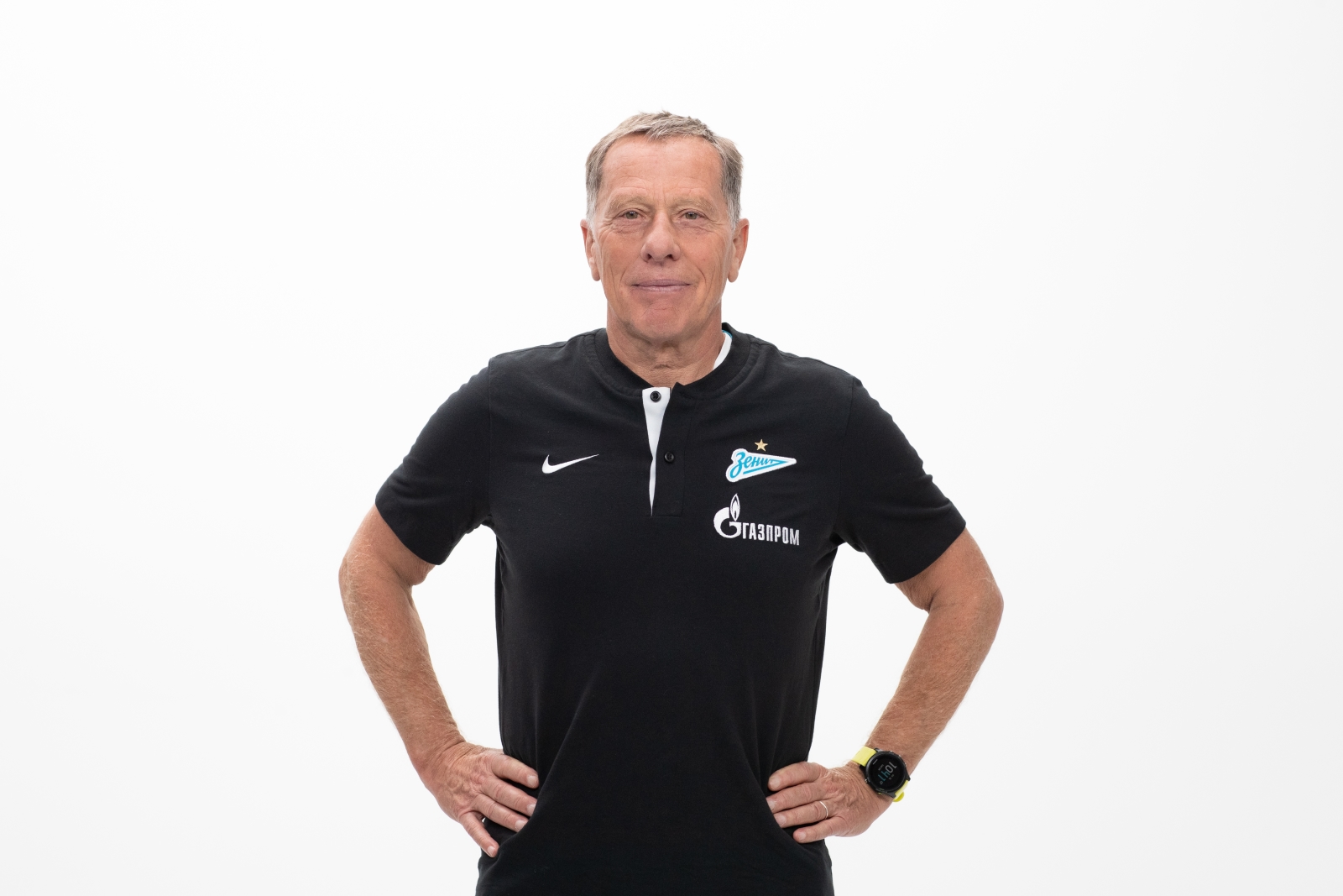 Фотосессия футболистов и тренеров основного состава ФК «Зенит» сезона 2020/21