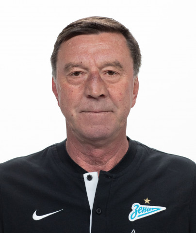 Фотосессия футболистов и тренеров основного состава ФК «Зенит» сезона 2020/21