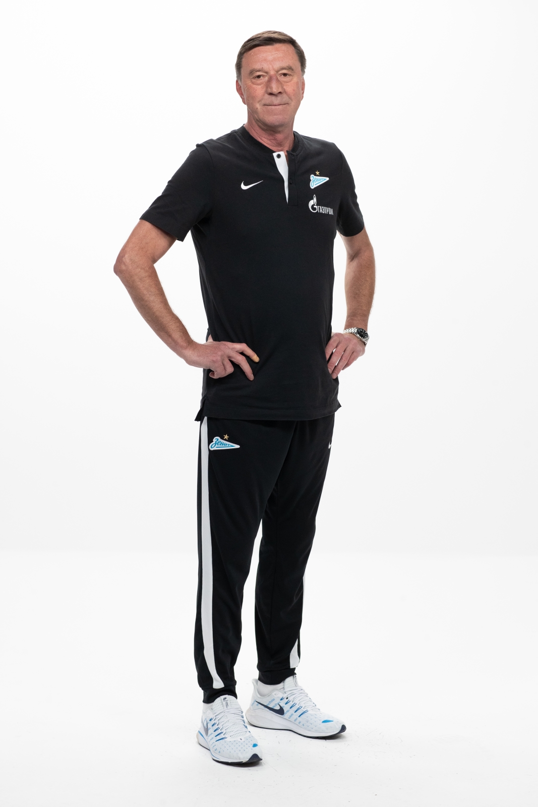 Фотосессия футболистов и тренеров основного состава ФК «Зенит» сезона 2020/21