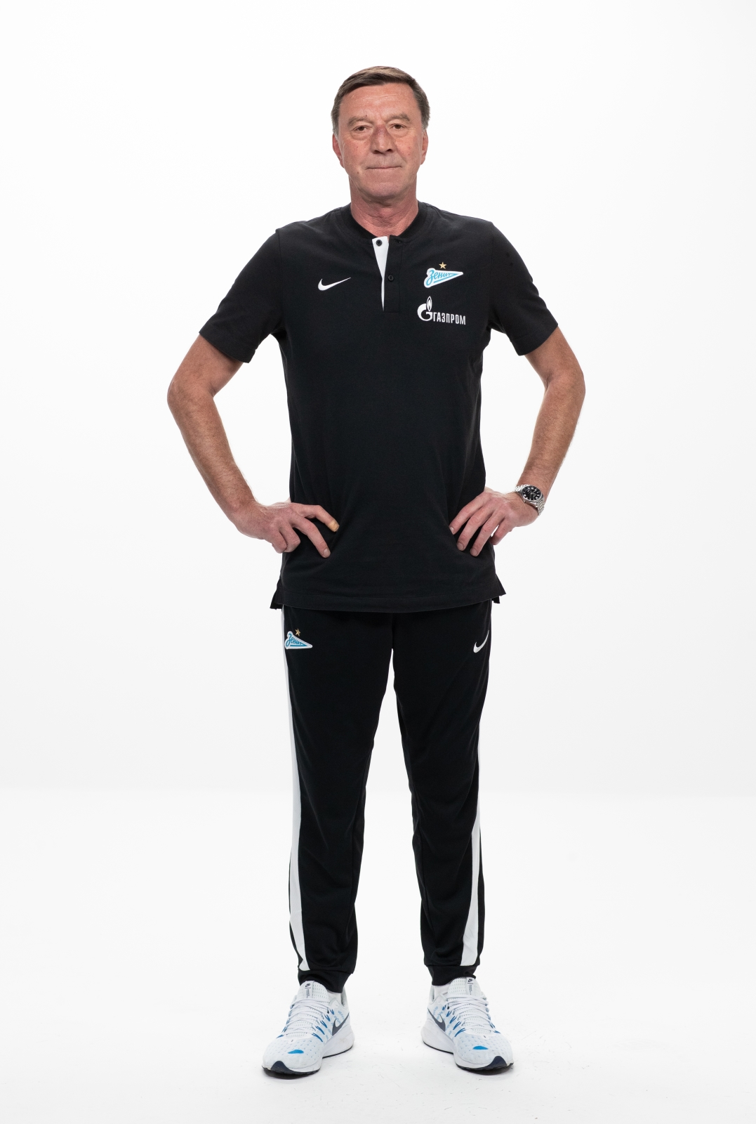 Фотосессия футболистов и тренеров основного состава ФК «Зенит» сезона 2020/21