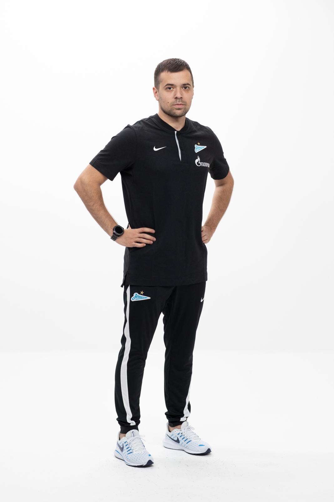 Фотосессия футболистов и тренеров основного состава ФК «Зенит» сезона 2020/21