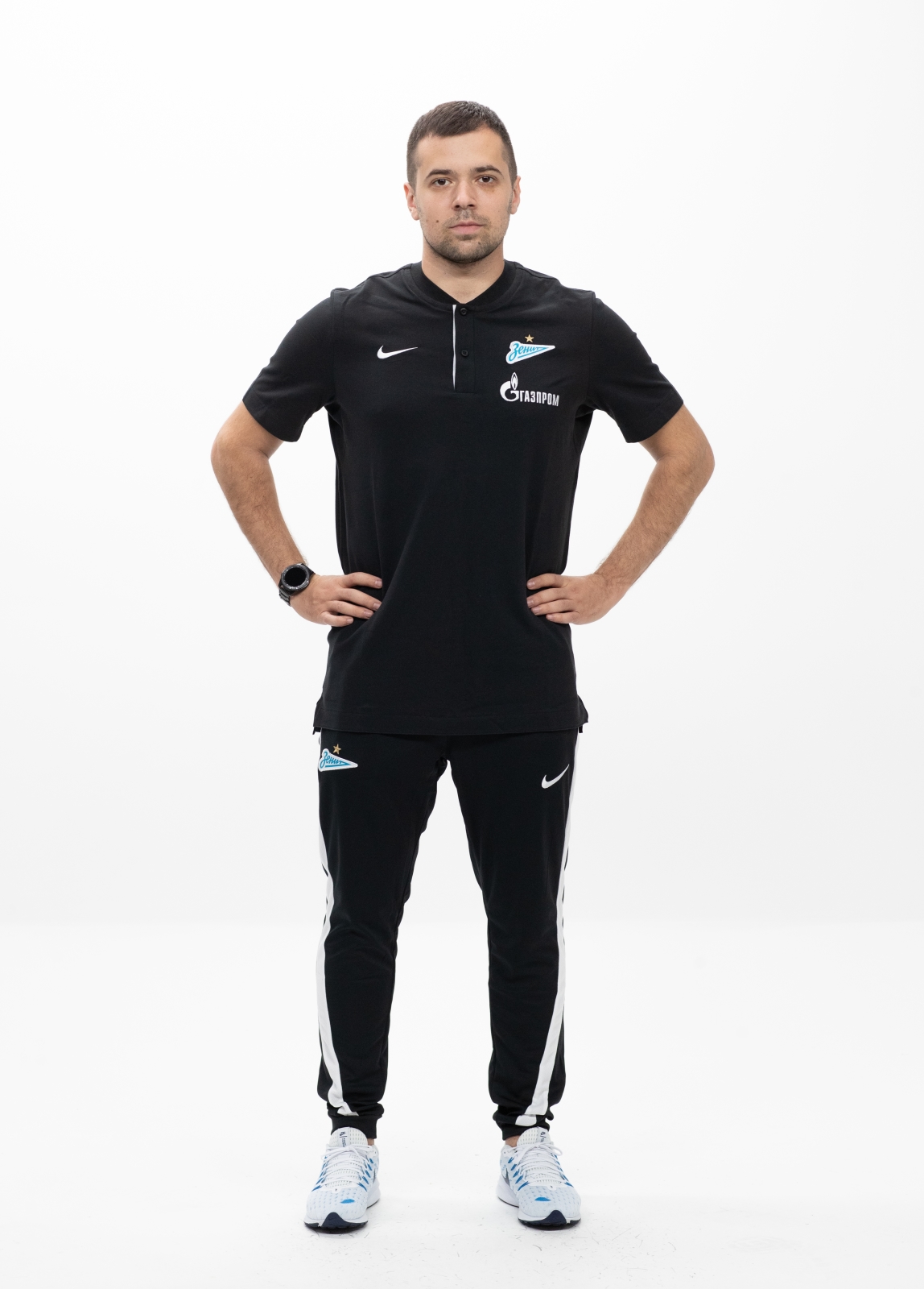 Фотосессия футболистов и тренеров основного состава ФК «Зенит» сезона 2020/21