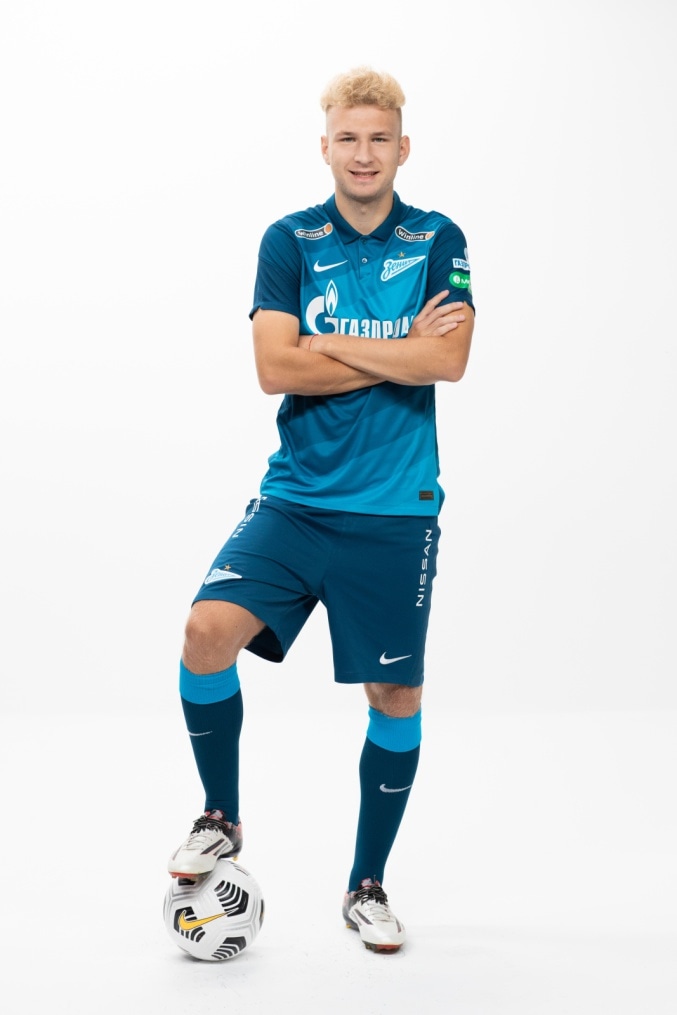 Фотосессия футболистов и тренеров основного состава ФК «Зенит» сезона 2020/21