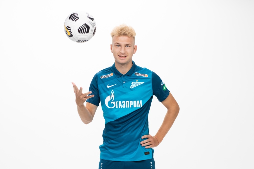 Фотосессия футболистов и тренеров основного состава ФК «Зенит» сезона 2020/21