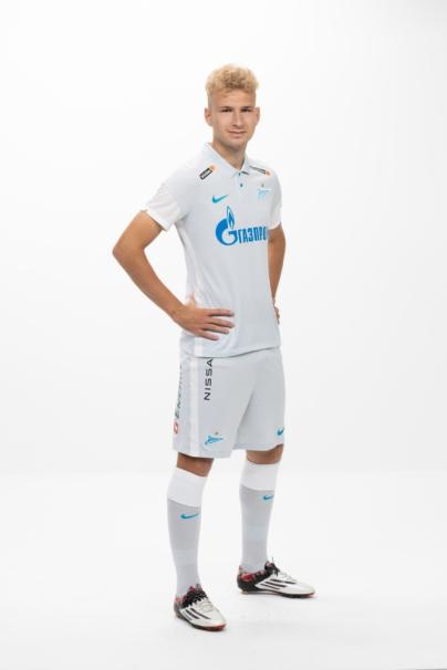 Фотосессия футболистов и тренеров основного состава ФК «Зенит» сезона 2020/21