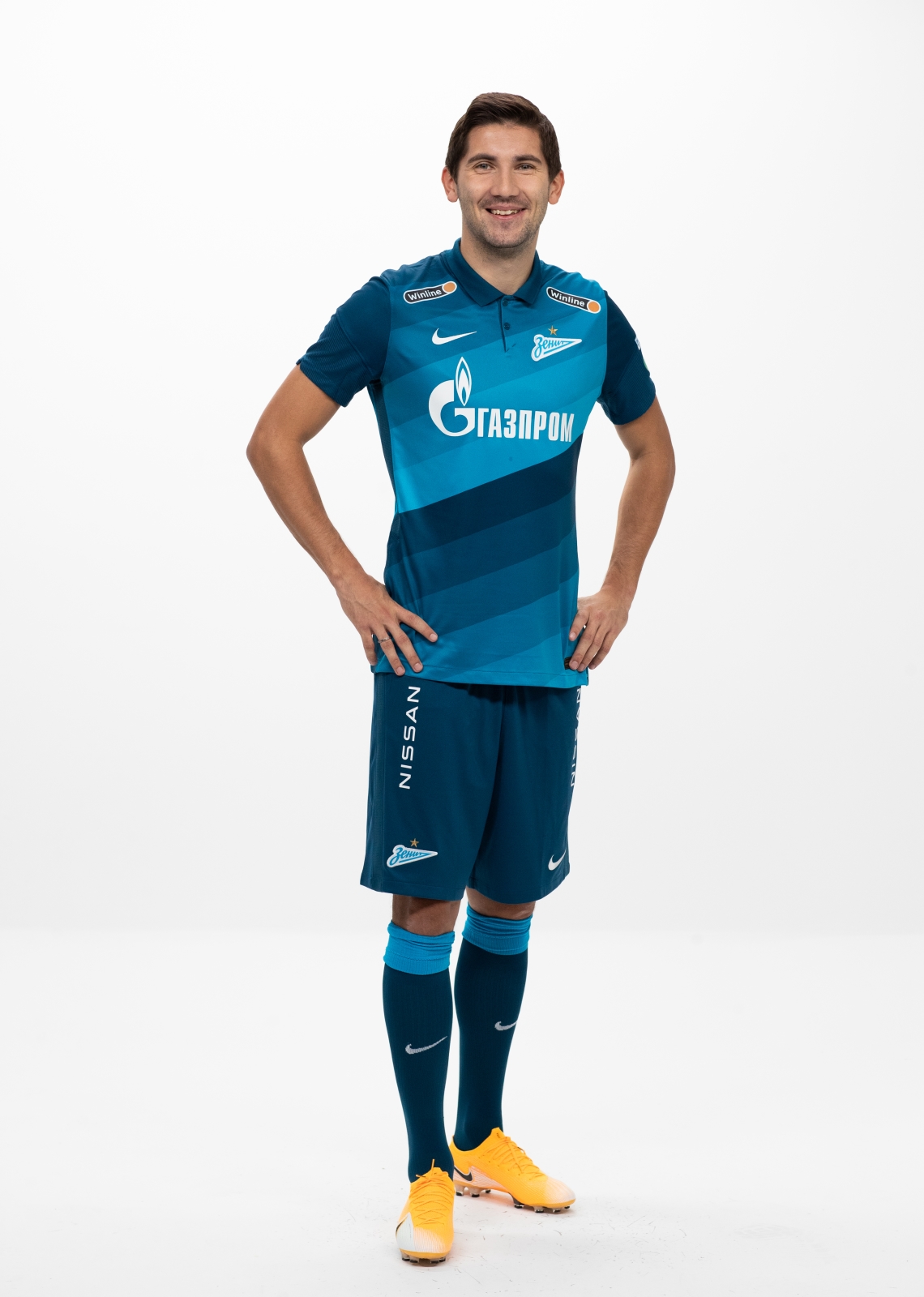 Фотосессия футболистов и тренеров основного состава ФК «Зенит» сезона 2020/21