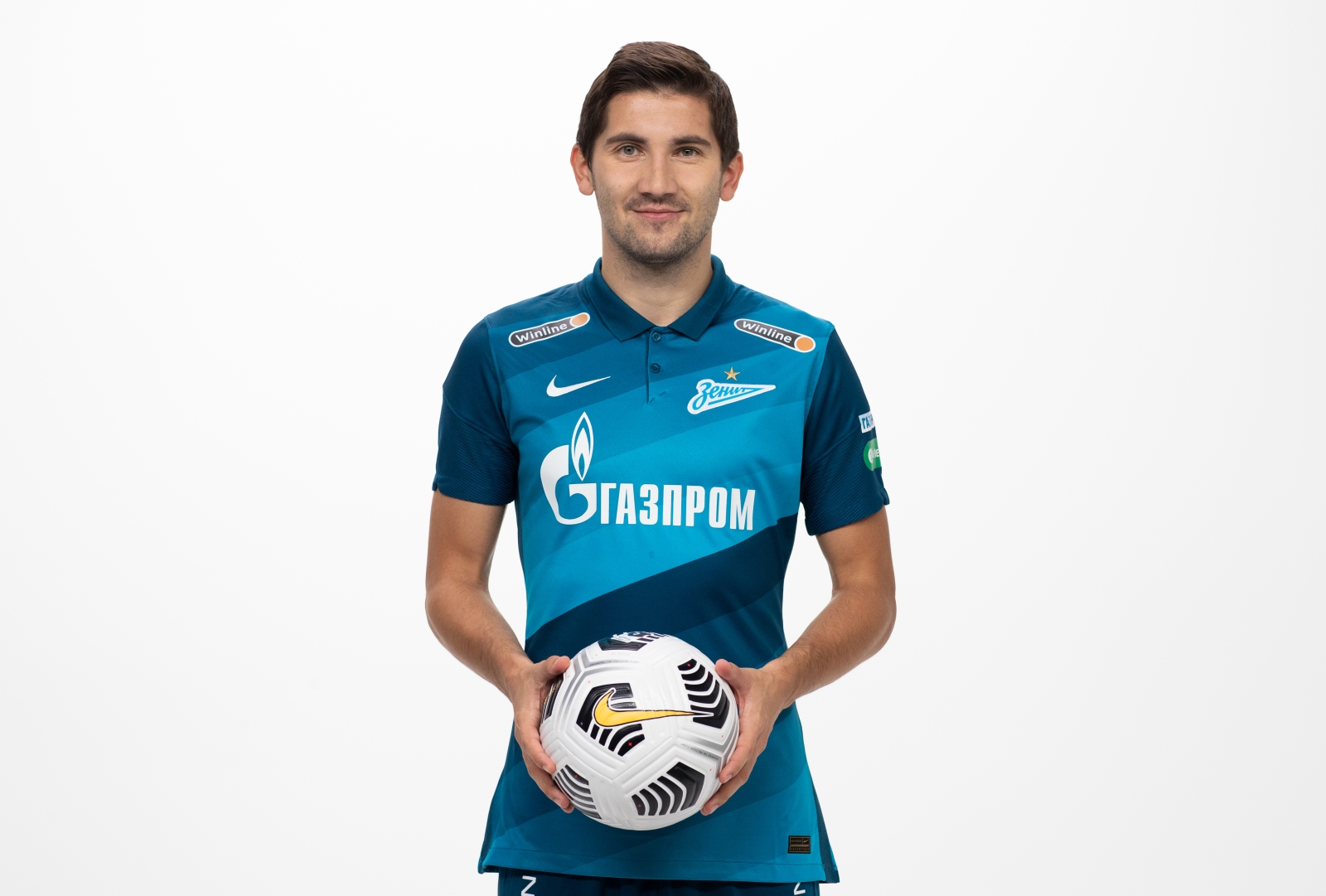 Фотосессия футболистов и тренеров основного состава ФК «Зенит» сезона 2020/21