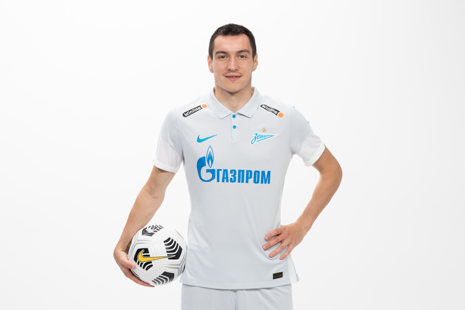 Фотосессия футболистов и тренеров основного состава ФК «Зенит» сезона 2020/21