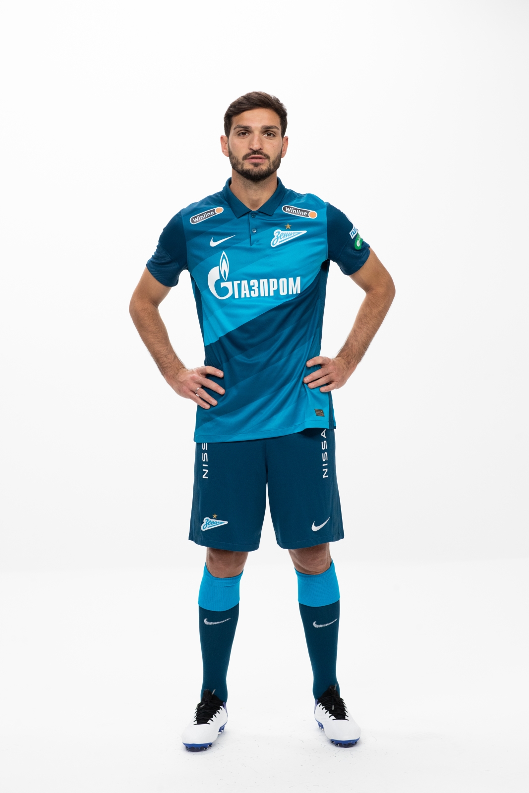 Фотосессия футболистов и тренеров основного состава ФК «Зенит» сезона 2020/21