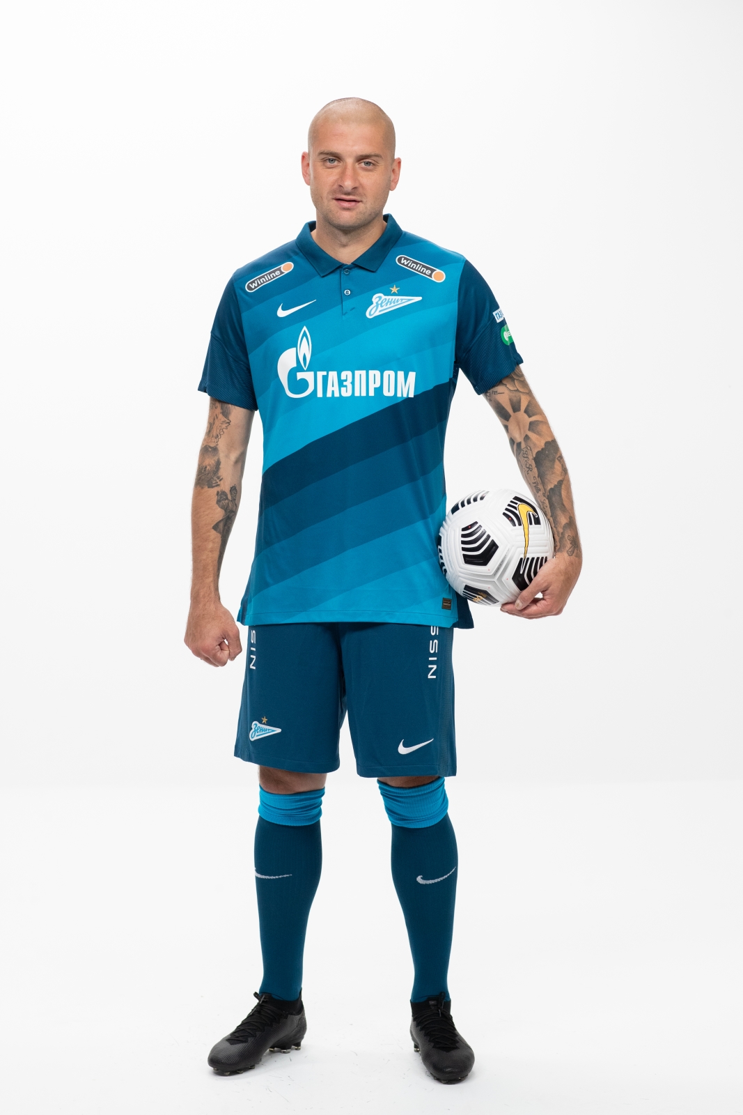 Фотосессия футболистов и тренеров основного состава ФК «Зенит» сезона 2020/21