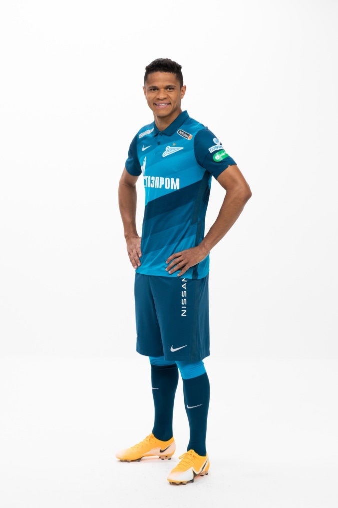 Фотосессия футболистов и тренеров основного состава ФК «Зенит» сезона 2020/21