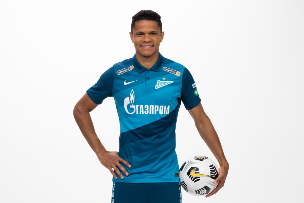 Фотосессия футболистов и тренеров основного состава ФК «Зенит» сезона 2020/21