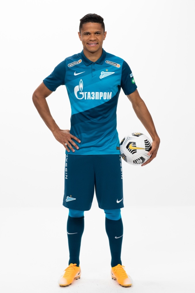 Фотосессия футболистов и тренеров основного состава ФК «Зенит» сезона 2020/21