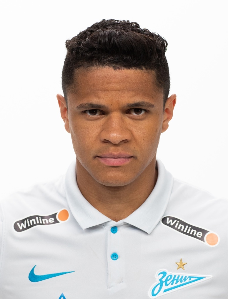 Фотосессия футболистов и тренеров основного состава ФК «Зенит» сезона 2020/21