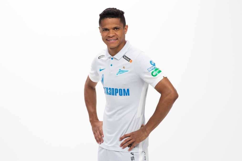 Фотосессия футболистов и тренеров основного состава ФК «Зенит» сезона 2020/21