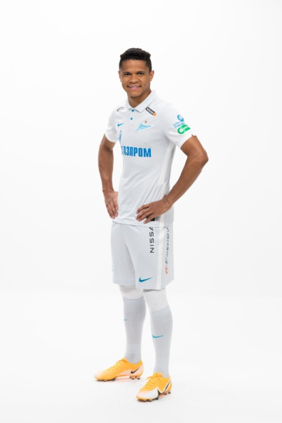 Фотосессия футболистов и тренеров основного состава ФК «Зенит» сезона 2020/21