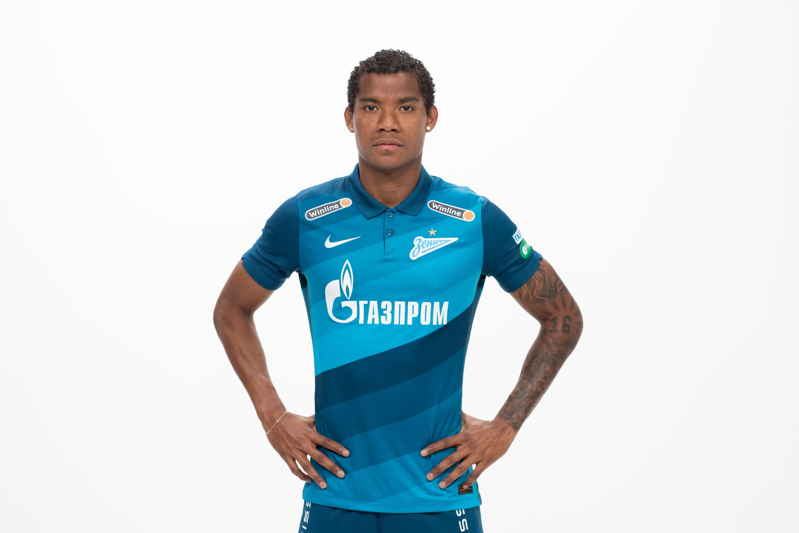 Фотосессия футболистов и тренеров основного состава ФК «Зенит» сезона 2020/21