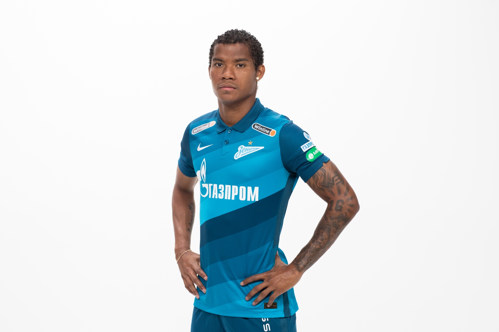 Фотосессия футболистов и тренеров основного состава ФК «Зенит» сезона 2020/21