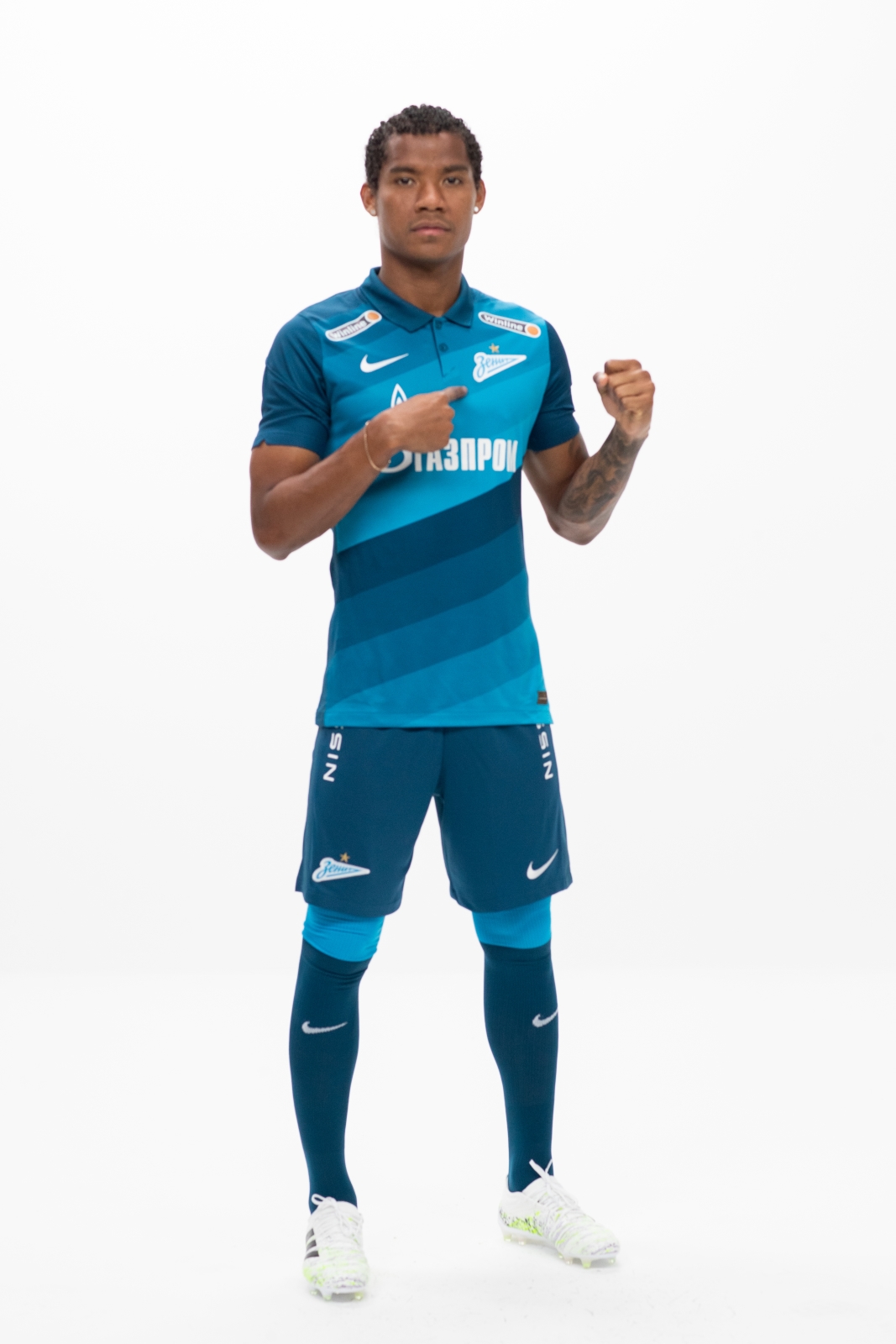 Фотосессия футболистов и тренеров основного состава ФК «Зенит» сезона 2020/21