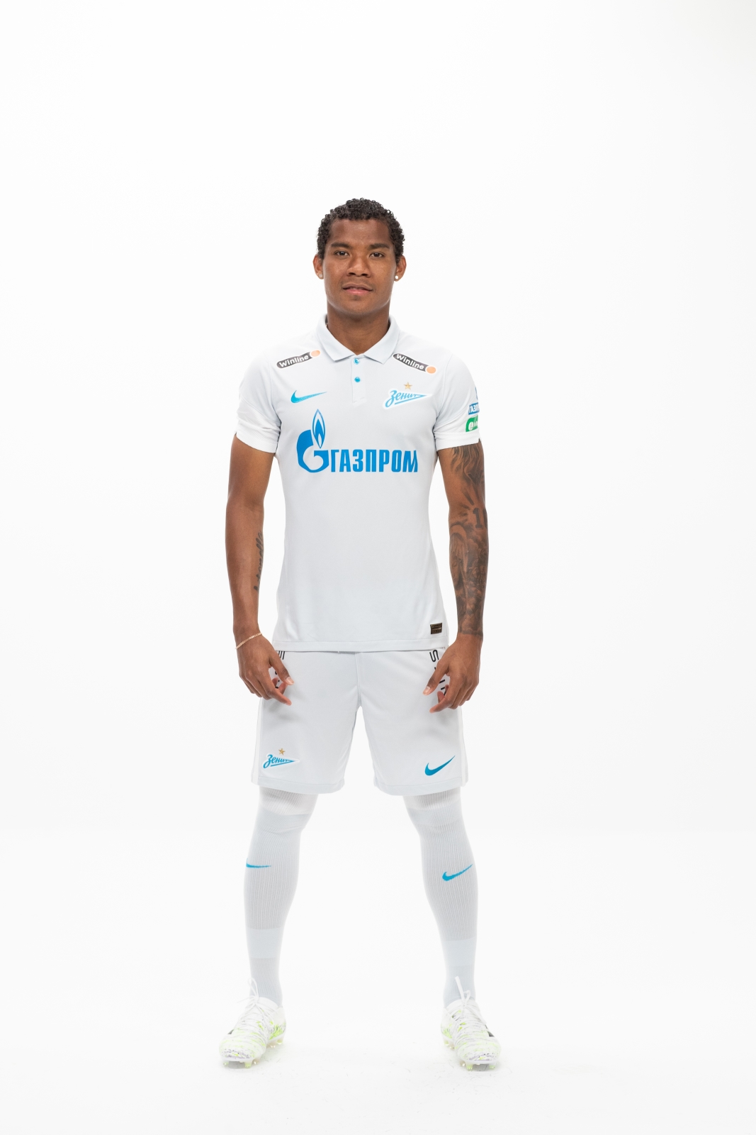 Фотосессия футболистов и тренеров основного состава ФК «Зенит» сезона 2020/21