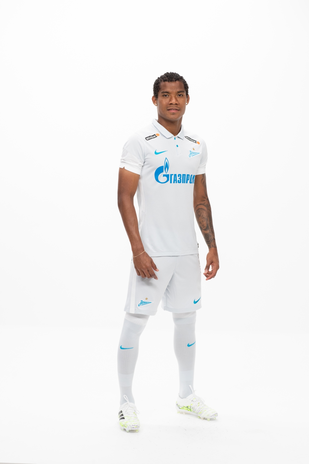 Фотосессия футболистов и тренеров основного состава ФК «Зенит» сезона 2020/21